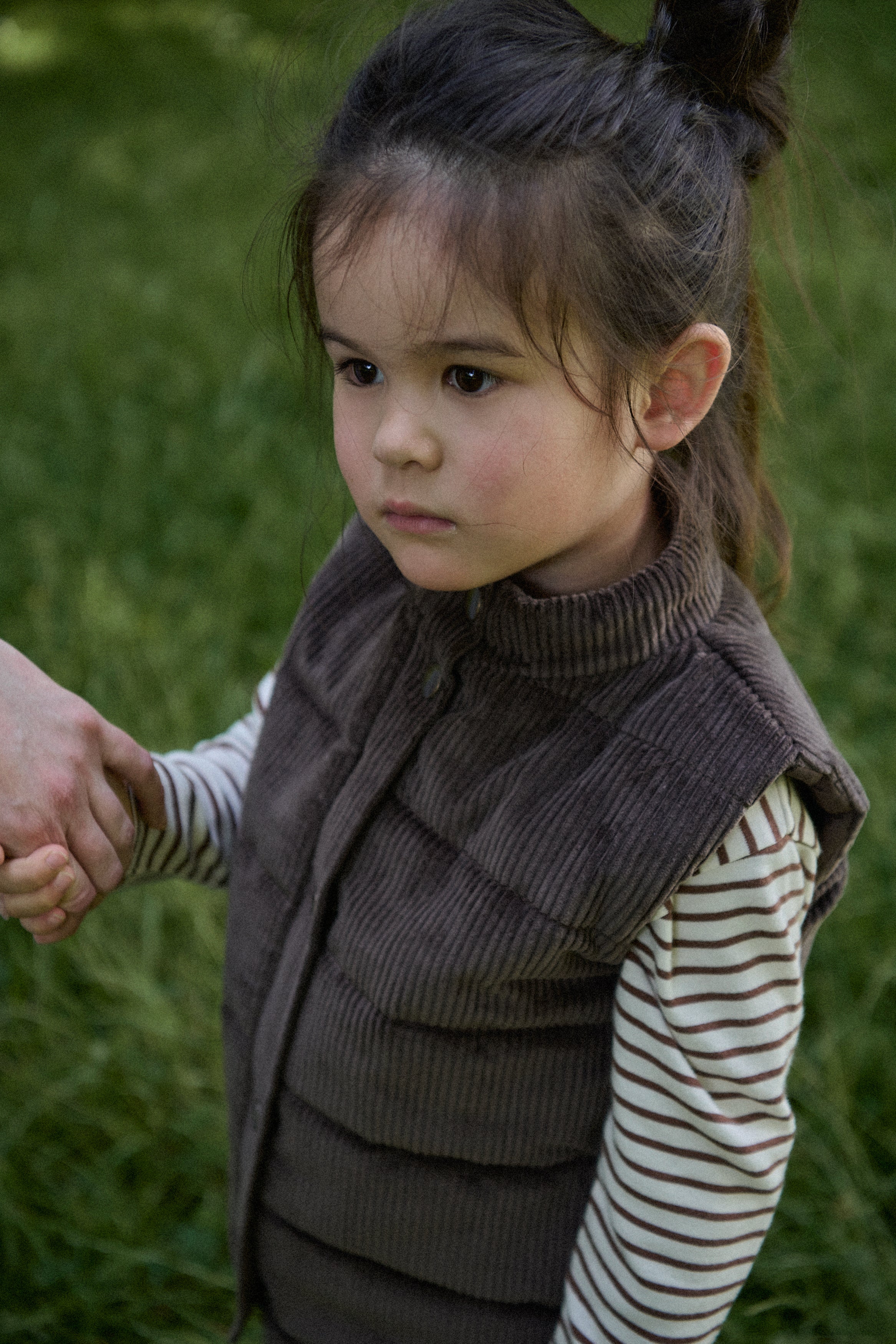 Abel Vest - Pinecone - Image 2