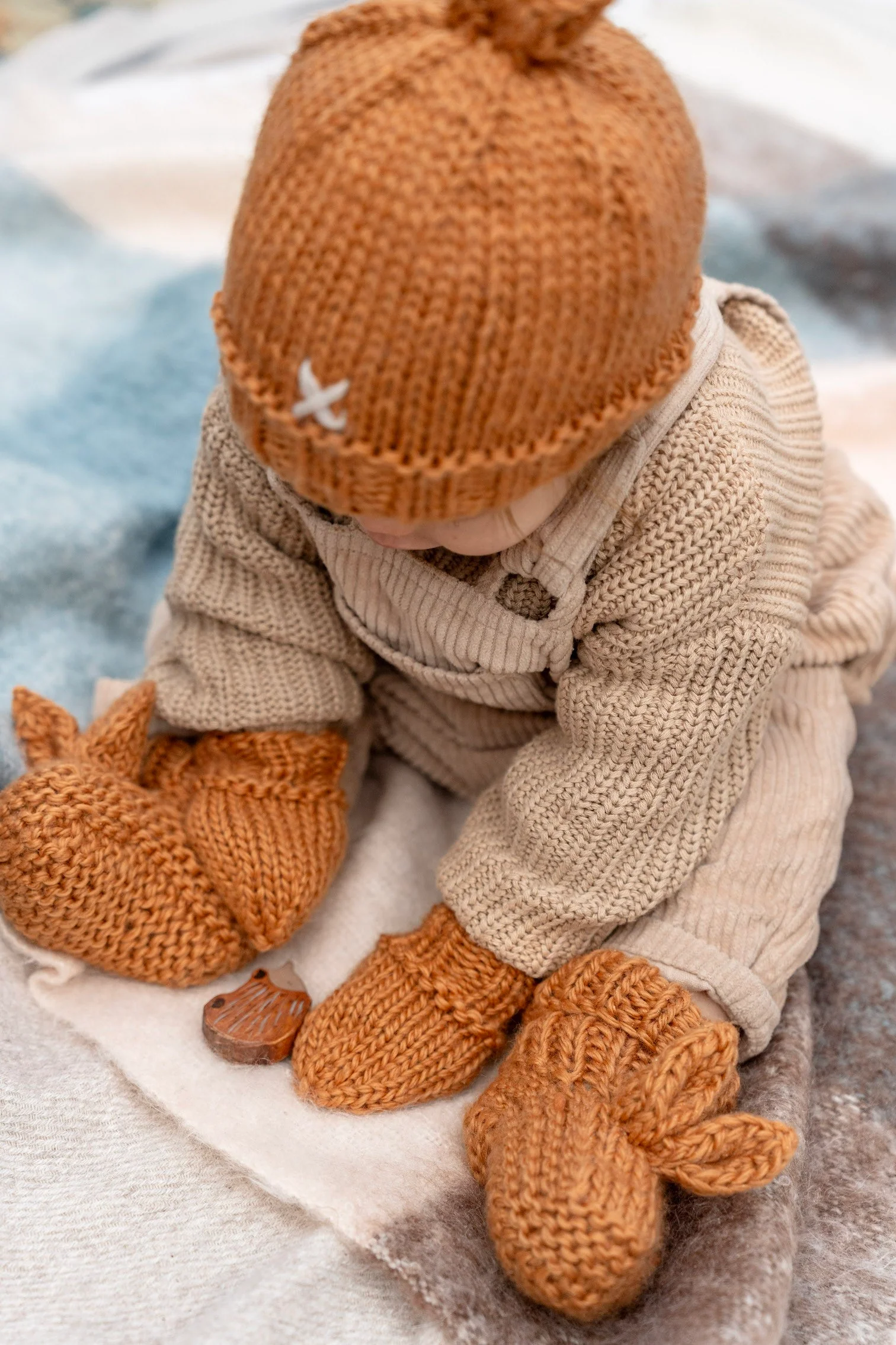 Cottontail Mittens - Caramel - Image 3