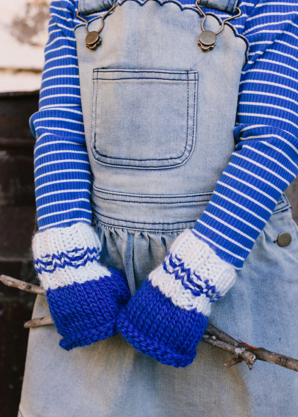 Denmark Mittens Blue and Cream - Image 3