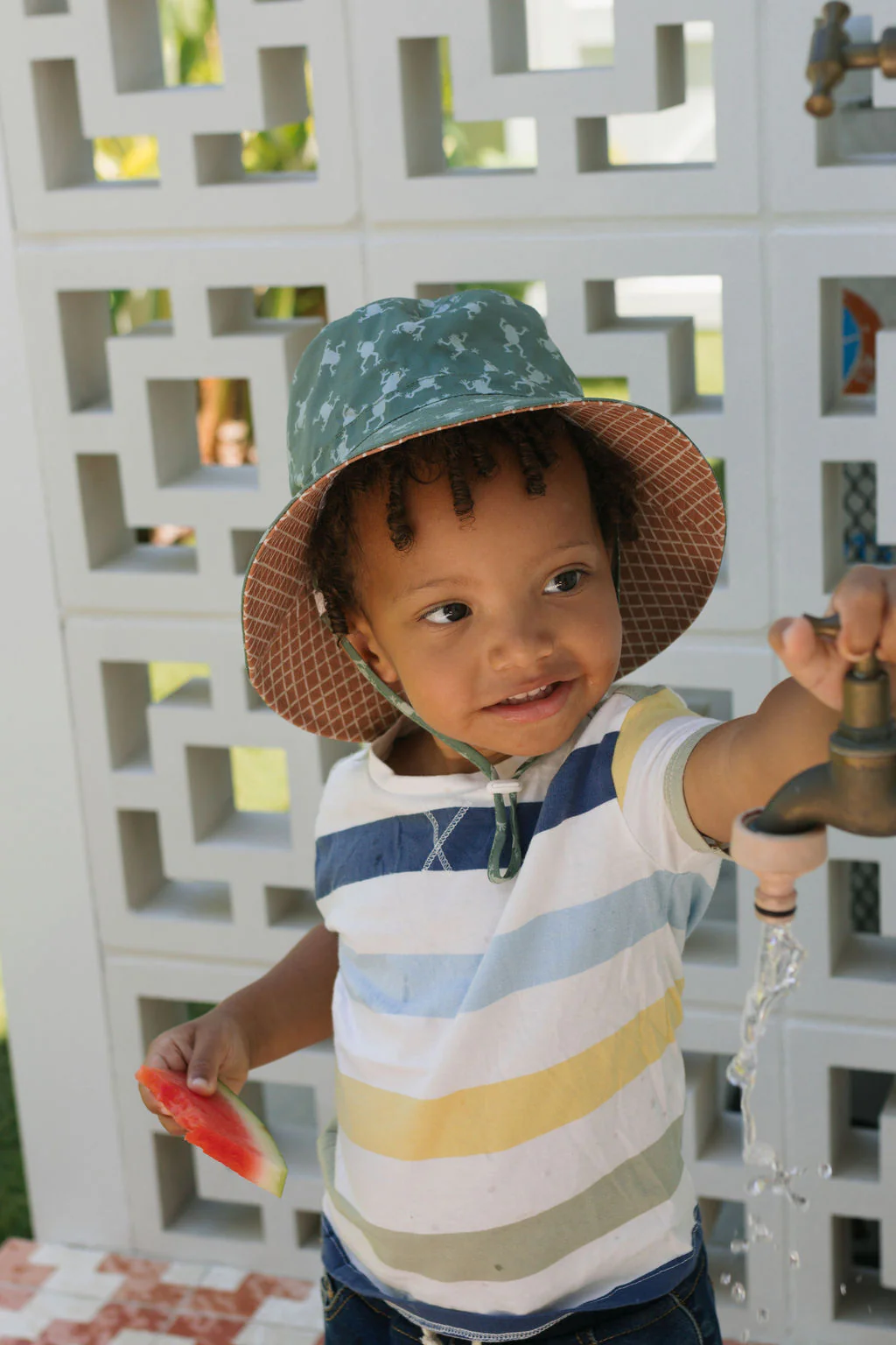 Frogs Wide Brim Bucket Hat - Image 5