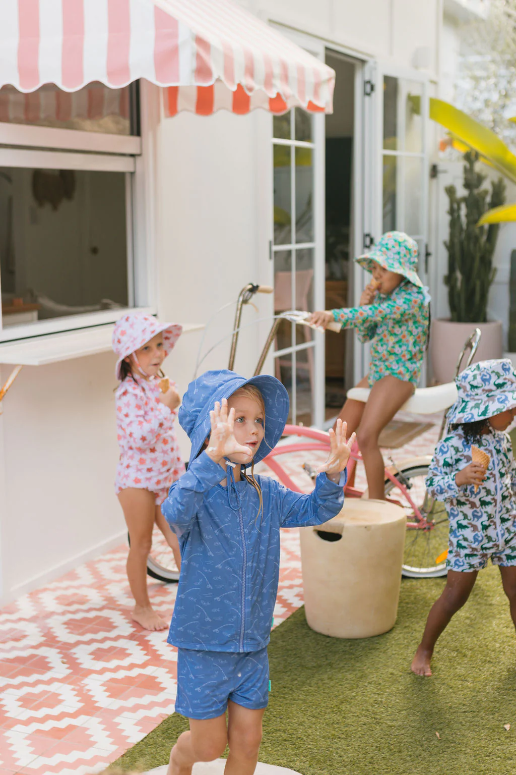 Gone Fishing UPF 50+ Zip Rashie Top and Shorts - Image 6