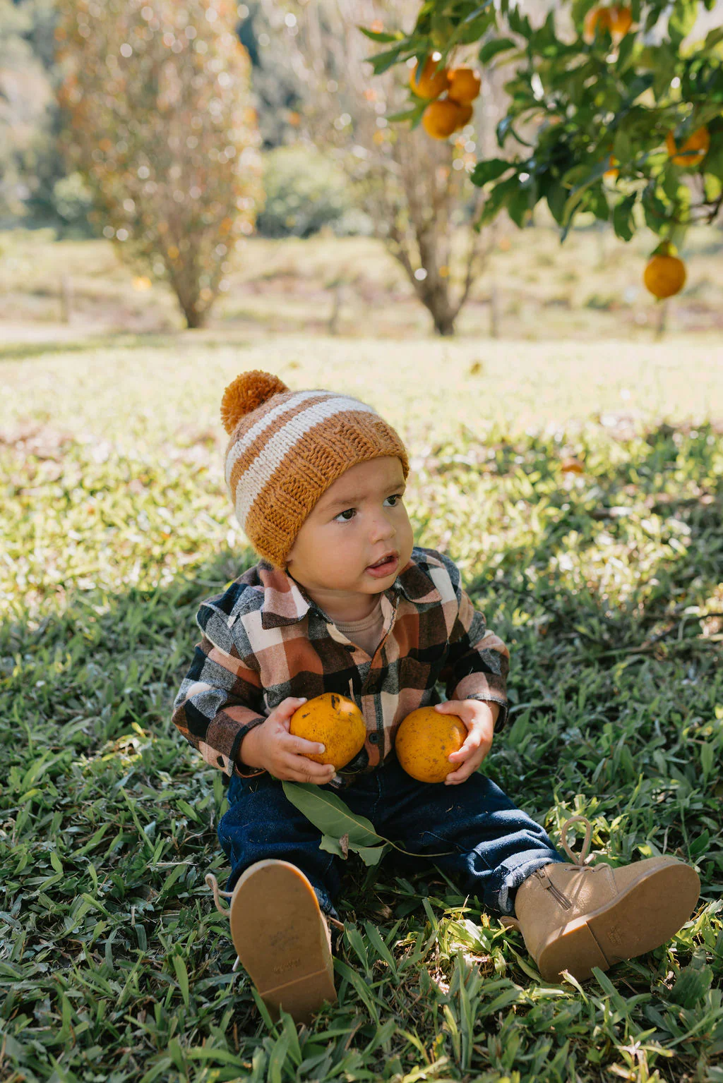 Retro Beanie Caramel and Cream - Image 4