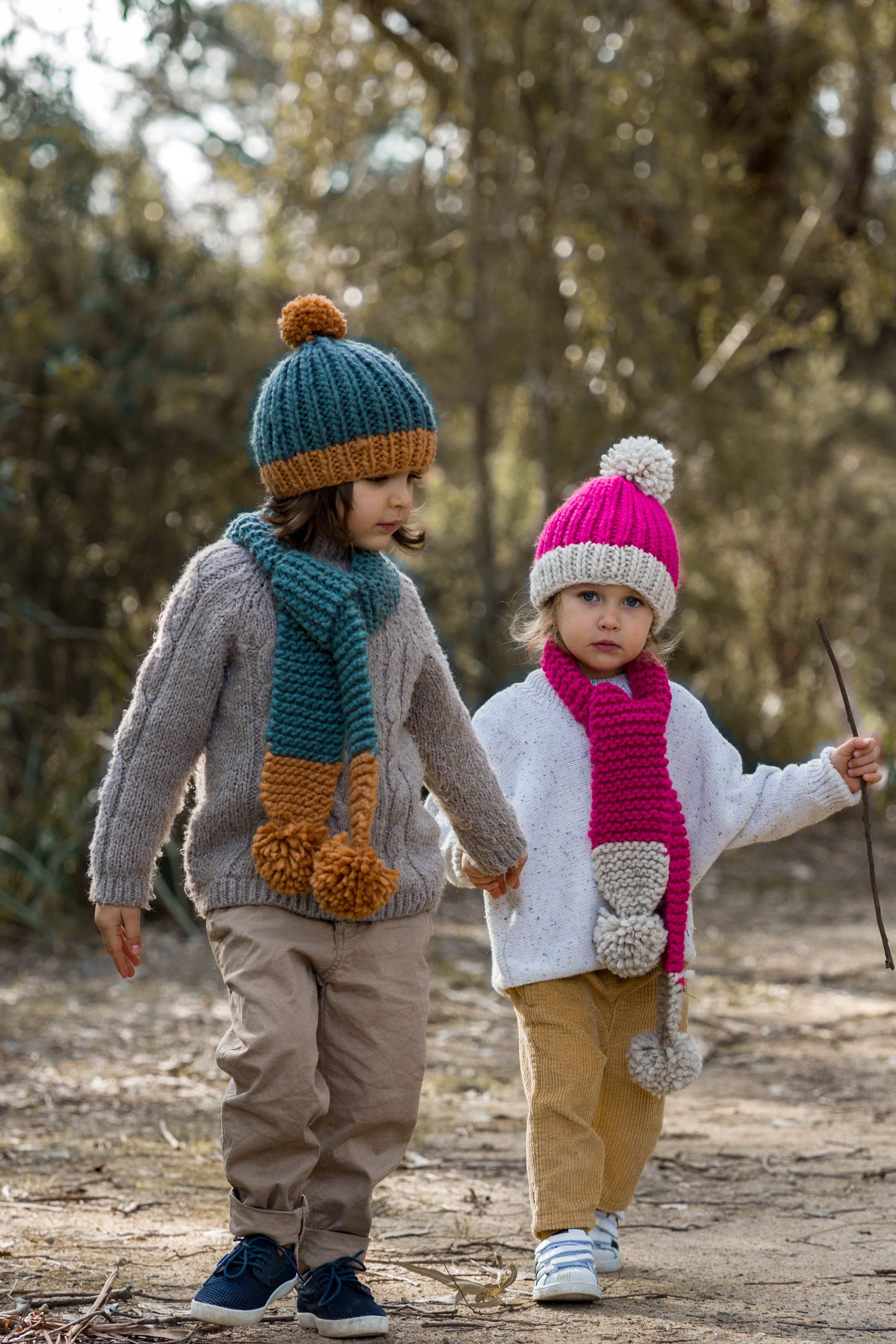 Acorn Traveller Chunky Beanie - Fuschia - Image 3