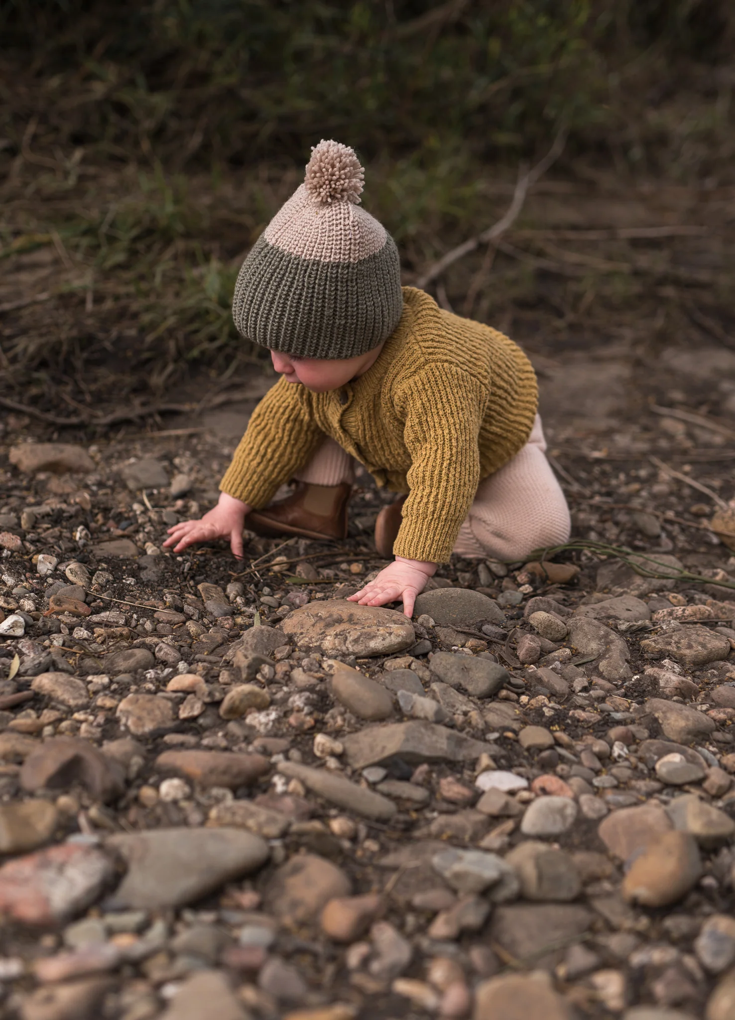 Acorn Mountain Beanie - Khaki - Image 3