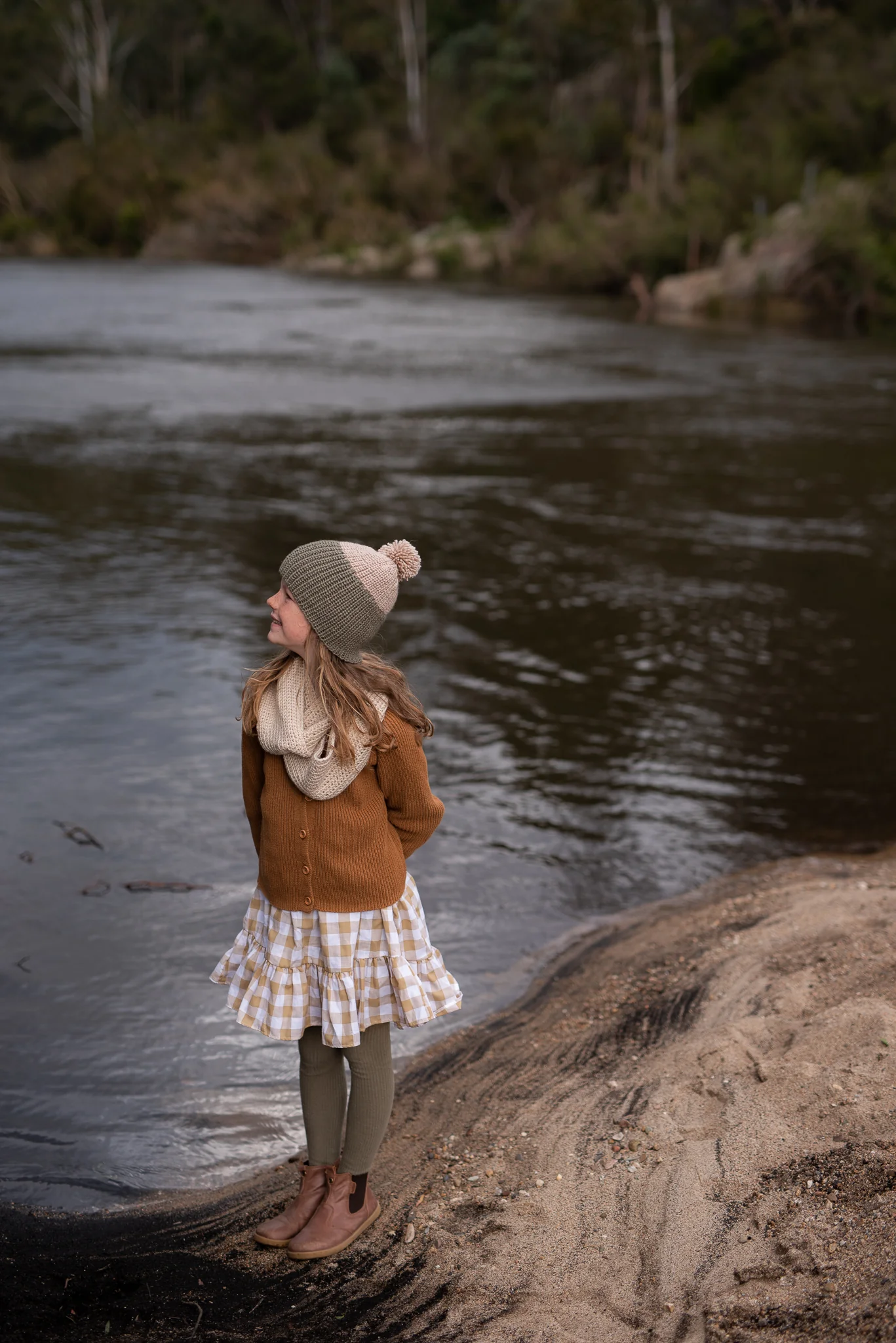Acorn Mountain Beanie - Khaki - Image 4
