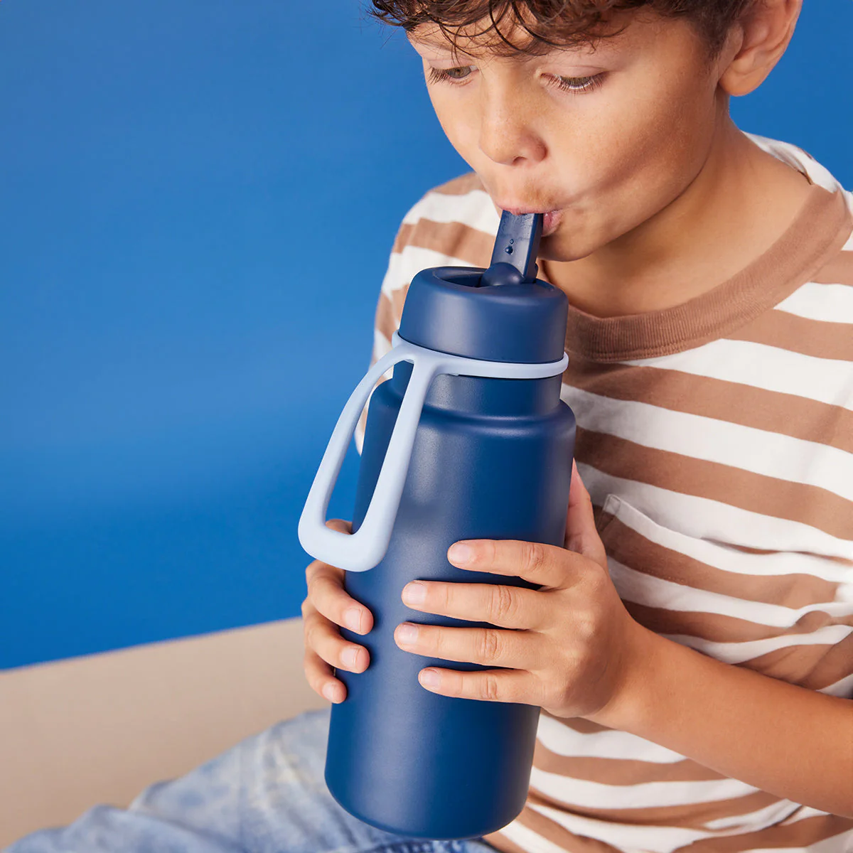 Insulated Flip Top Bottle 1L - Midnight - Image 2