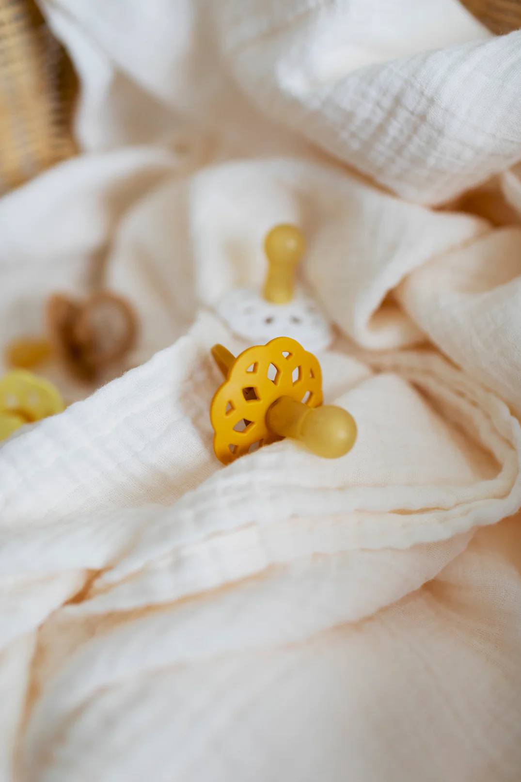Boheme Pacifier 2 Pack - Desert Sand/Honey Bee - Image 2