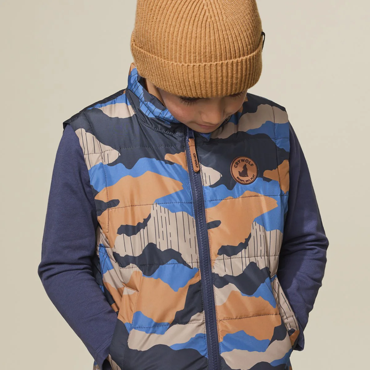 Crywolf Reversible Vest - Camo Mountain - Image 4