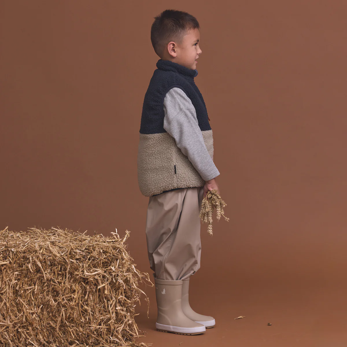 Reversible Yeti Vest Ash Colourblock - Image 4