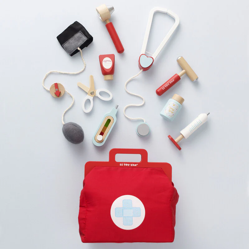 Wooden Doctor's Set with Bag - Image 5