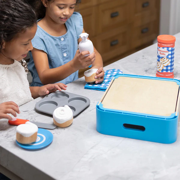Pretendables Cinnamon Roll Set - Image 4