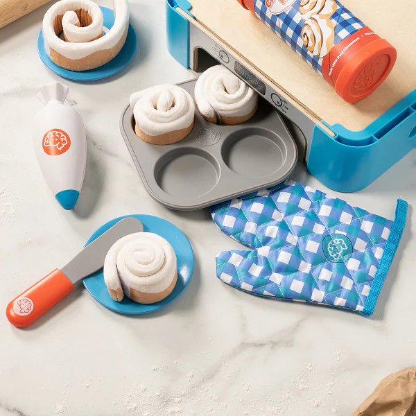 Pretendables Cinnamon Roll Set - Image 9