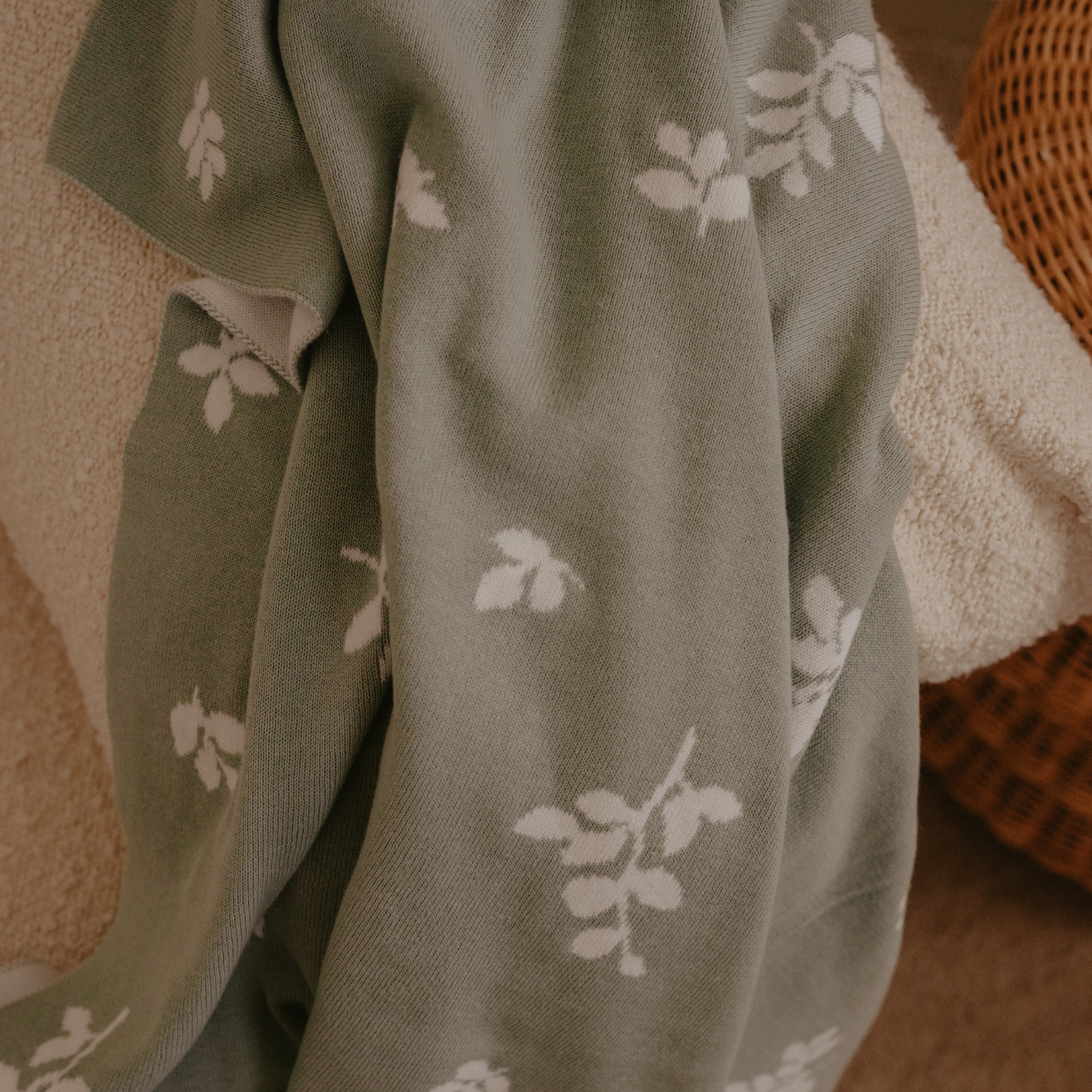 Reversible Blanket - Pine - Image 3