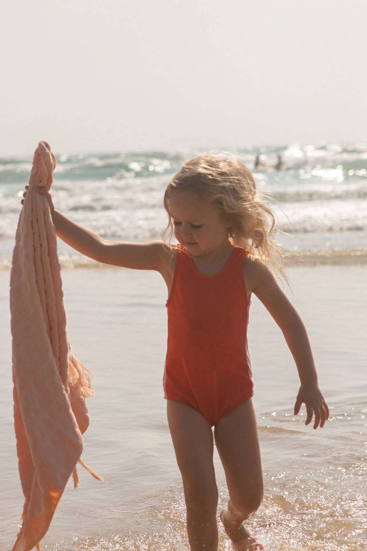 Flow Terry Beach Towel - Peachy - Image 4