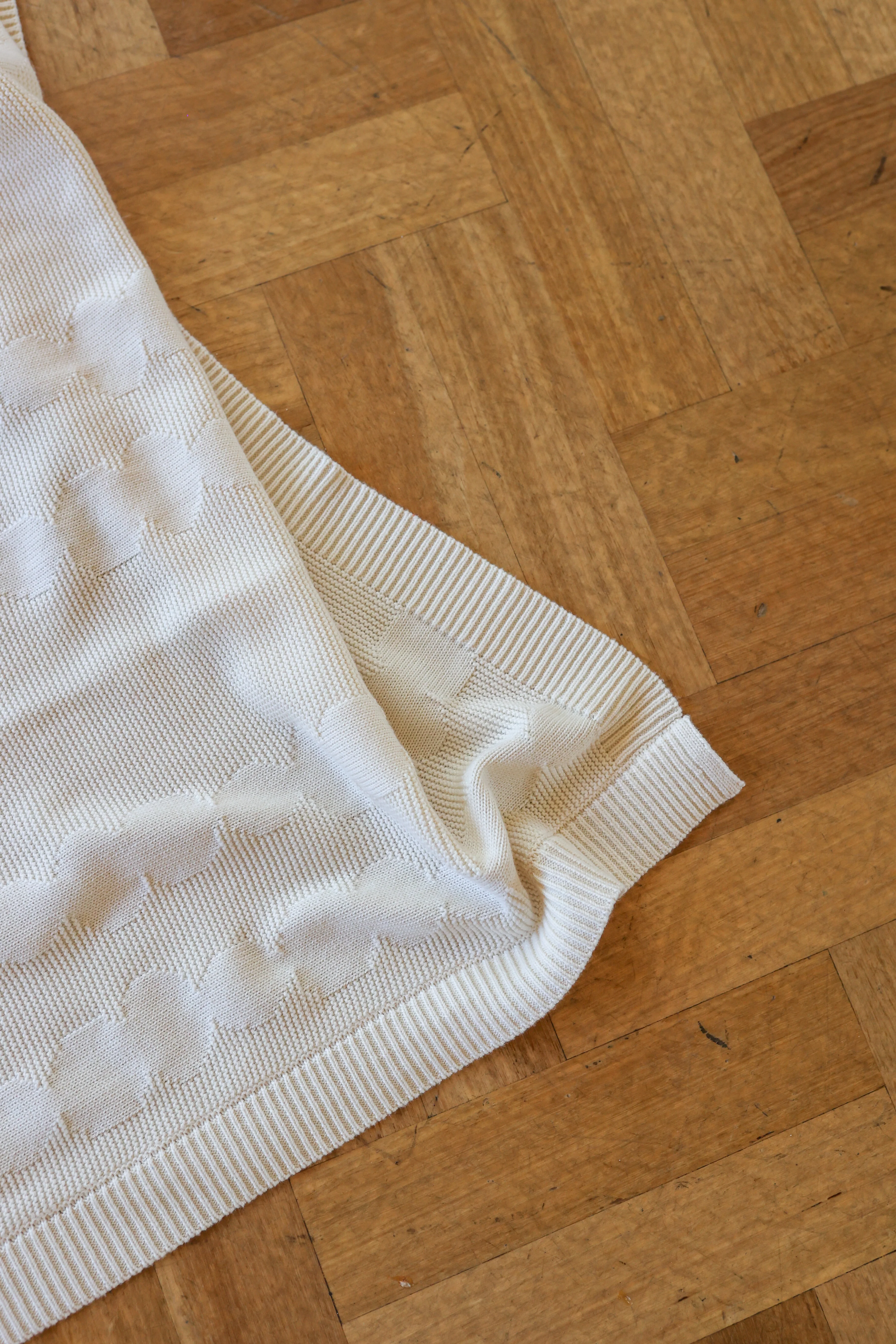 Organic Stacked Pebble Baby Blanket - Raw - Image 2