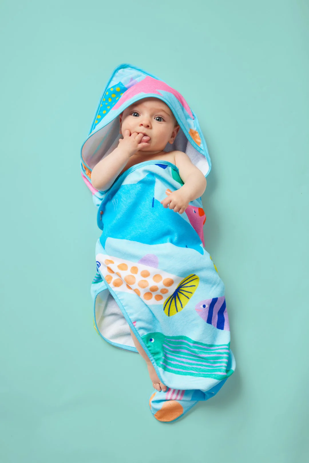 Baby Hooded Towel Rainbow Reef - Image 2