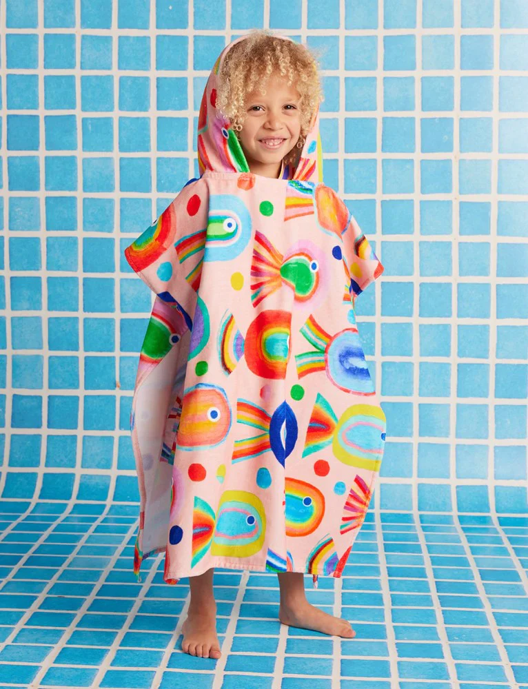 KidsHooded Towel Fancy Fins - Image 2