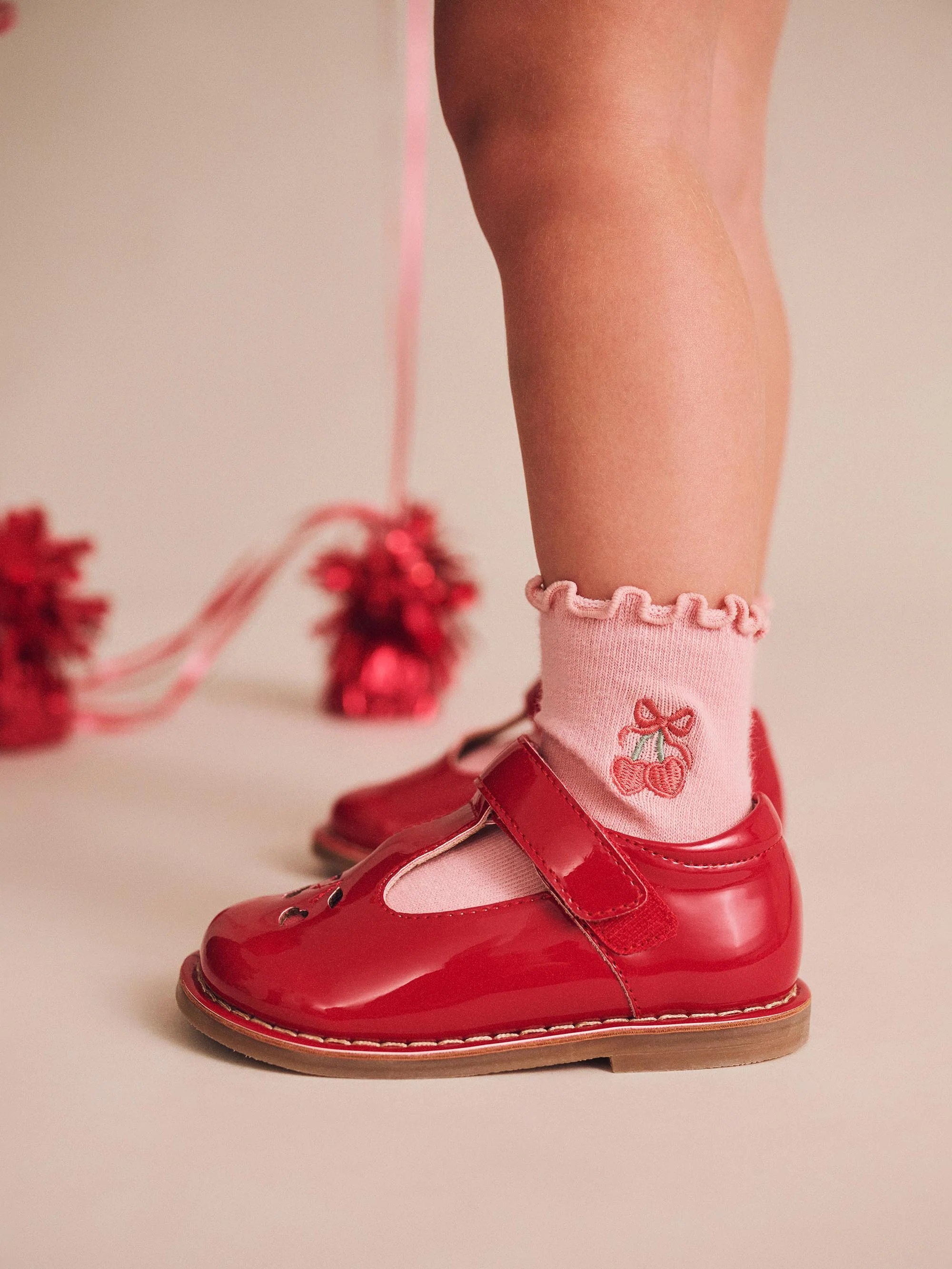 Frilly Festive Socks 2Pk - Image 2