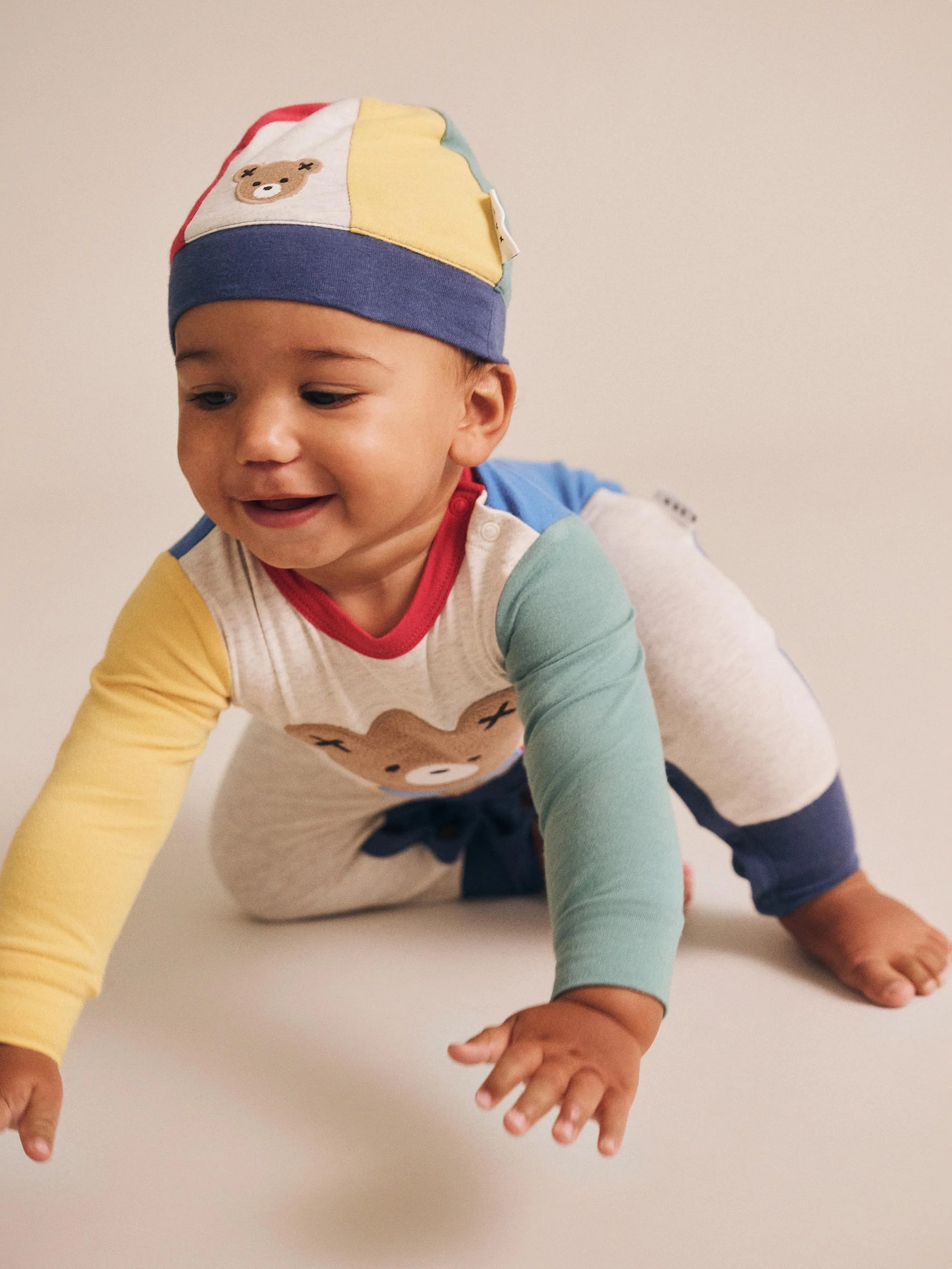 Huxbaby Huxbear Romper & Hat Set - Image 4