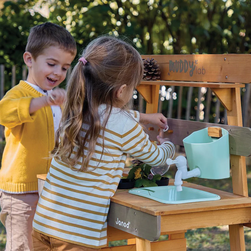 Muddy Lab Outdoor Kitchen - Image 2