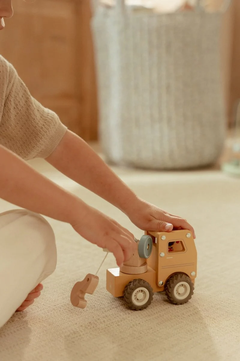 Wooden Crane Truck - Image 6