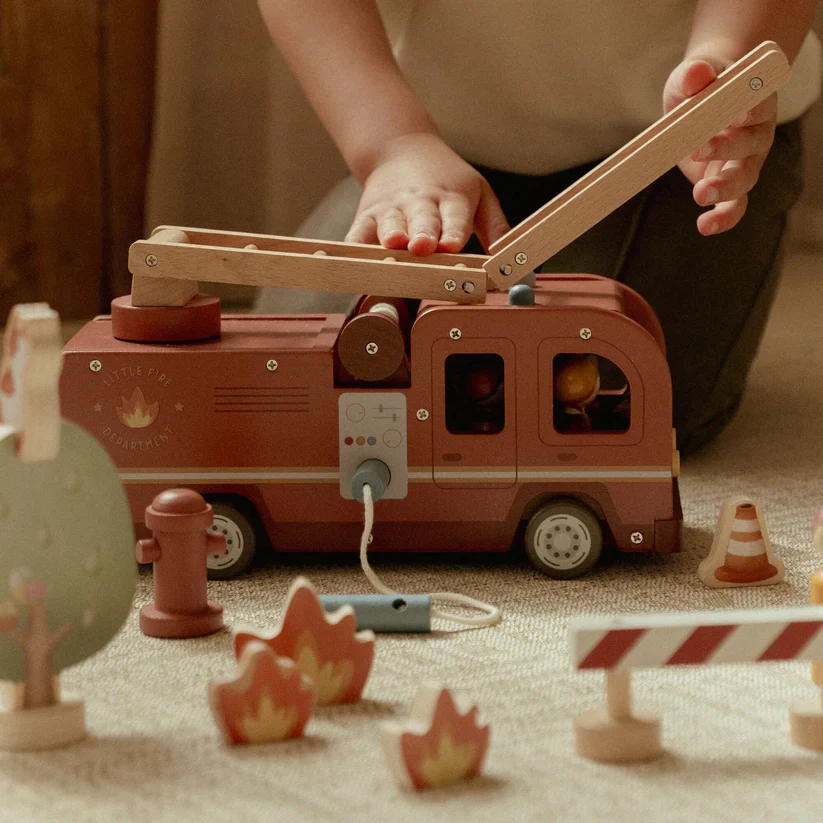 Wooden Fire Truck Set - Image 4
