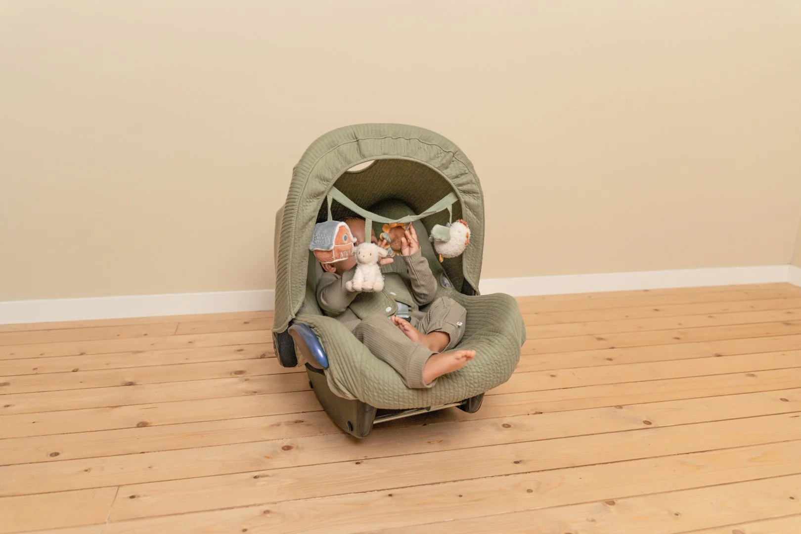 Little Farm Car Seat Toy - Image 3