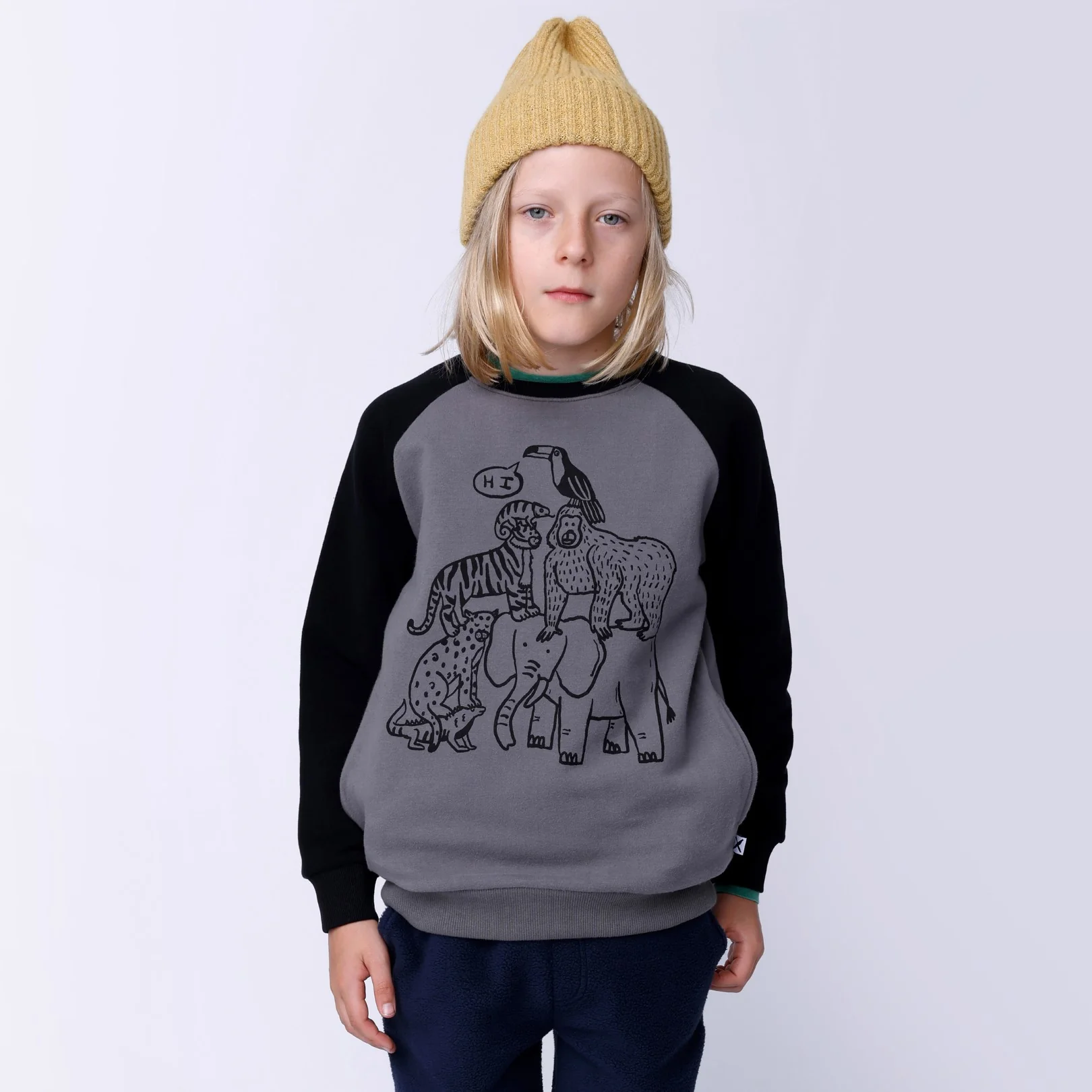 Animal Pile Up Furry Crew - Dark Grey/Black - Image 2