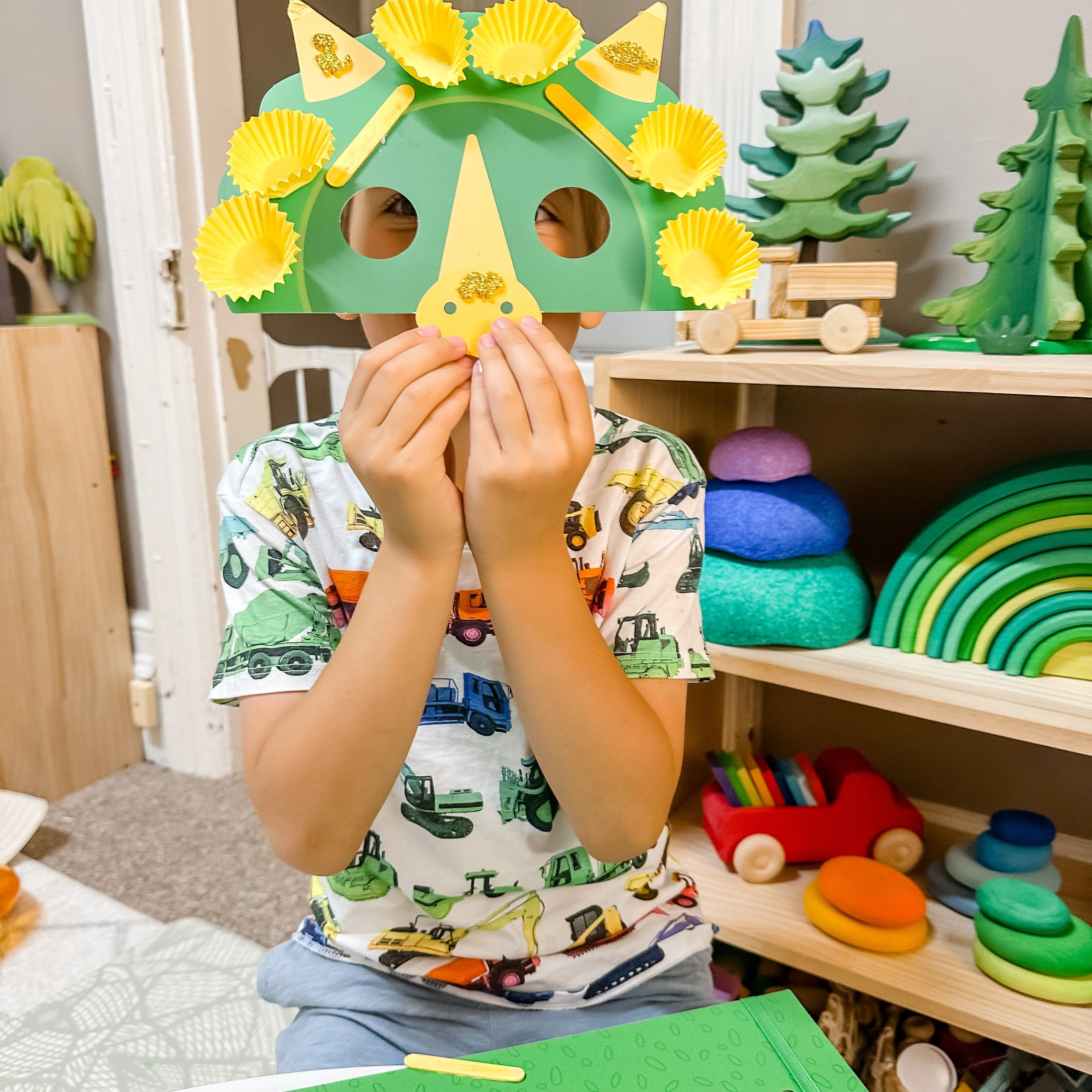 Dinosaur Collage Sensory Craft Box - Image 2