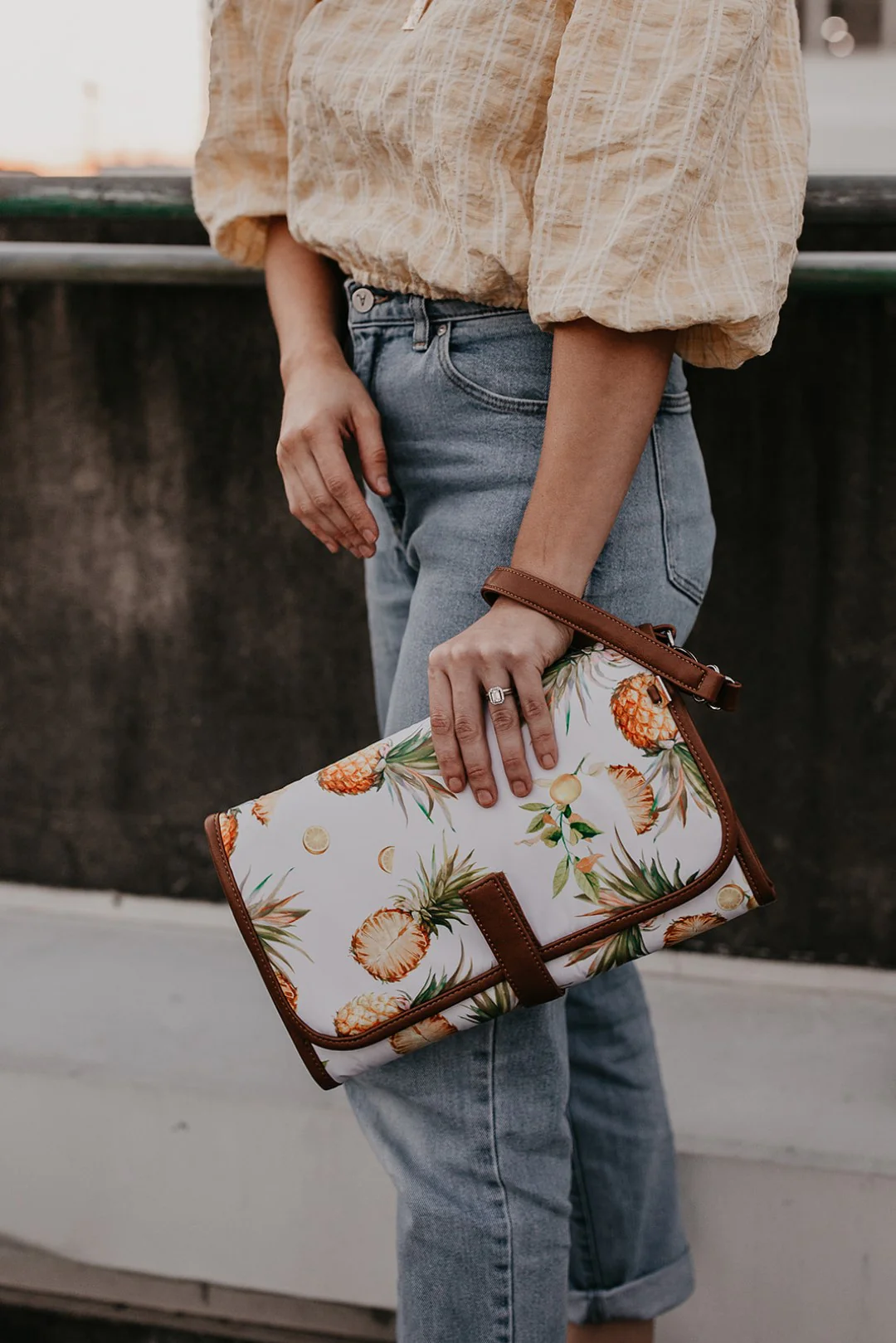 Change Clutch - Pineapple/Tan - Image 12