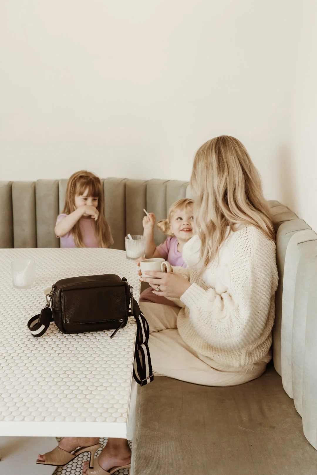 Playground Cross Body - Jet - Image 4