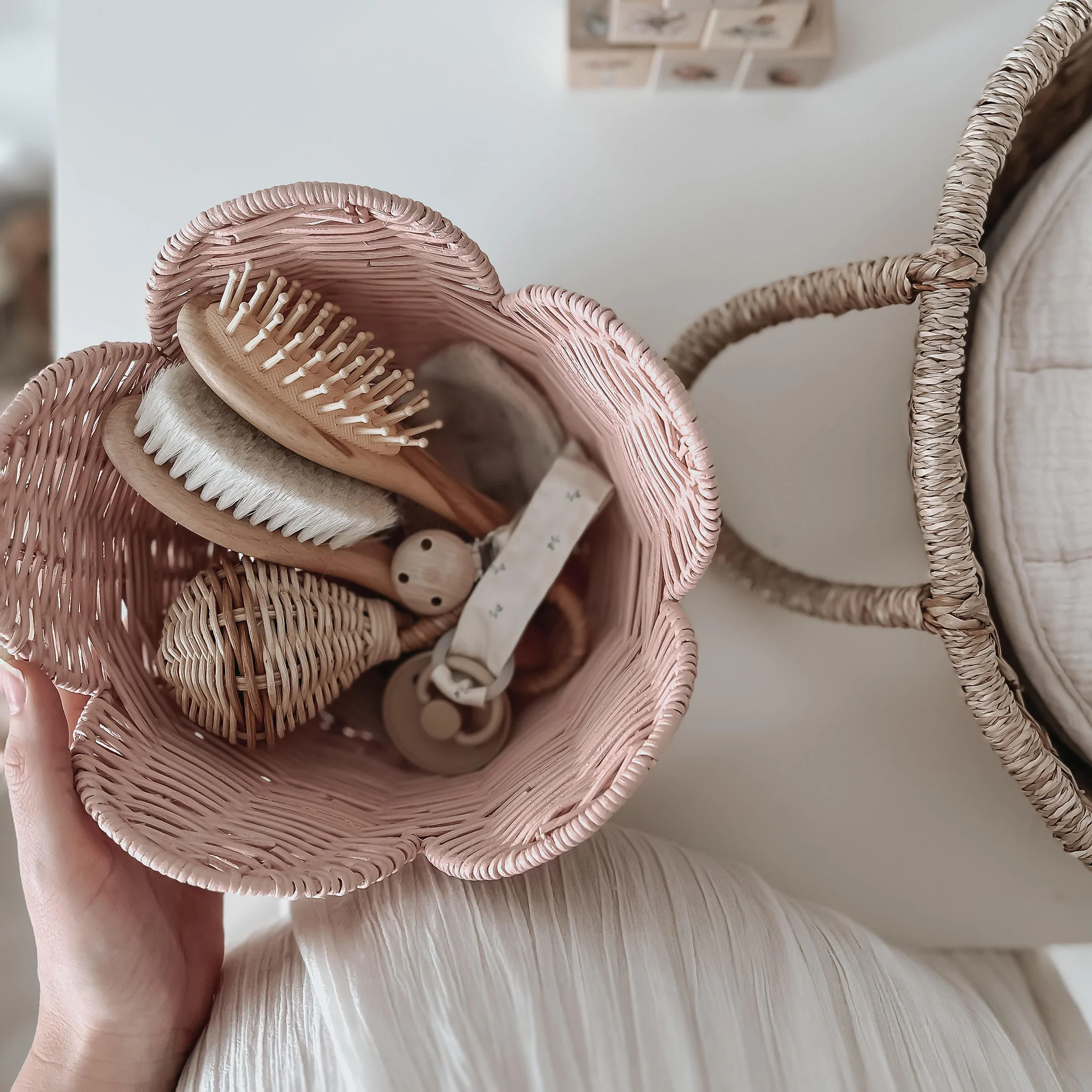 Rattan Lily Basket Set - Rose - Image 5