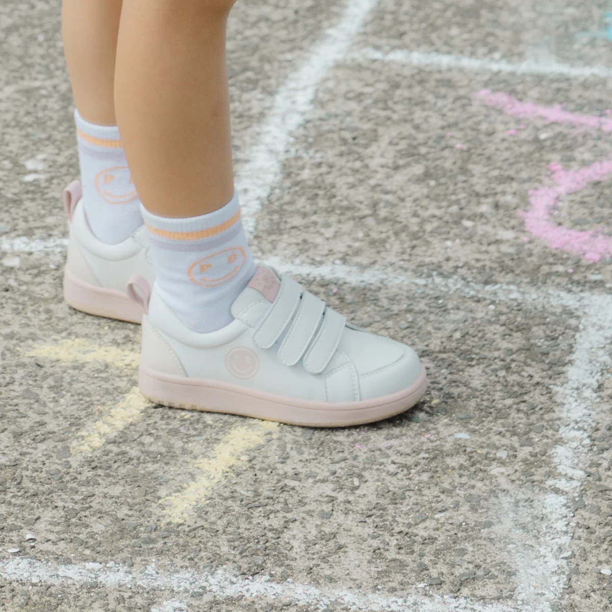 Pretty Brave Happy Trainer - White/Blush - Image 3
