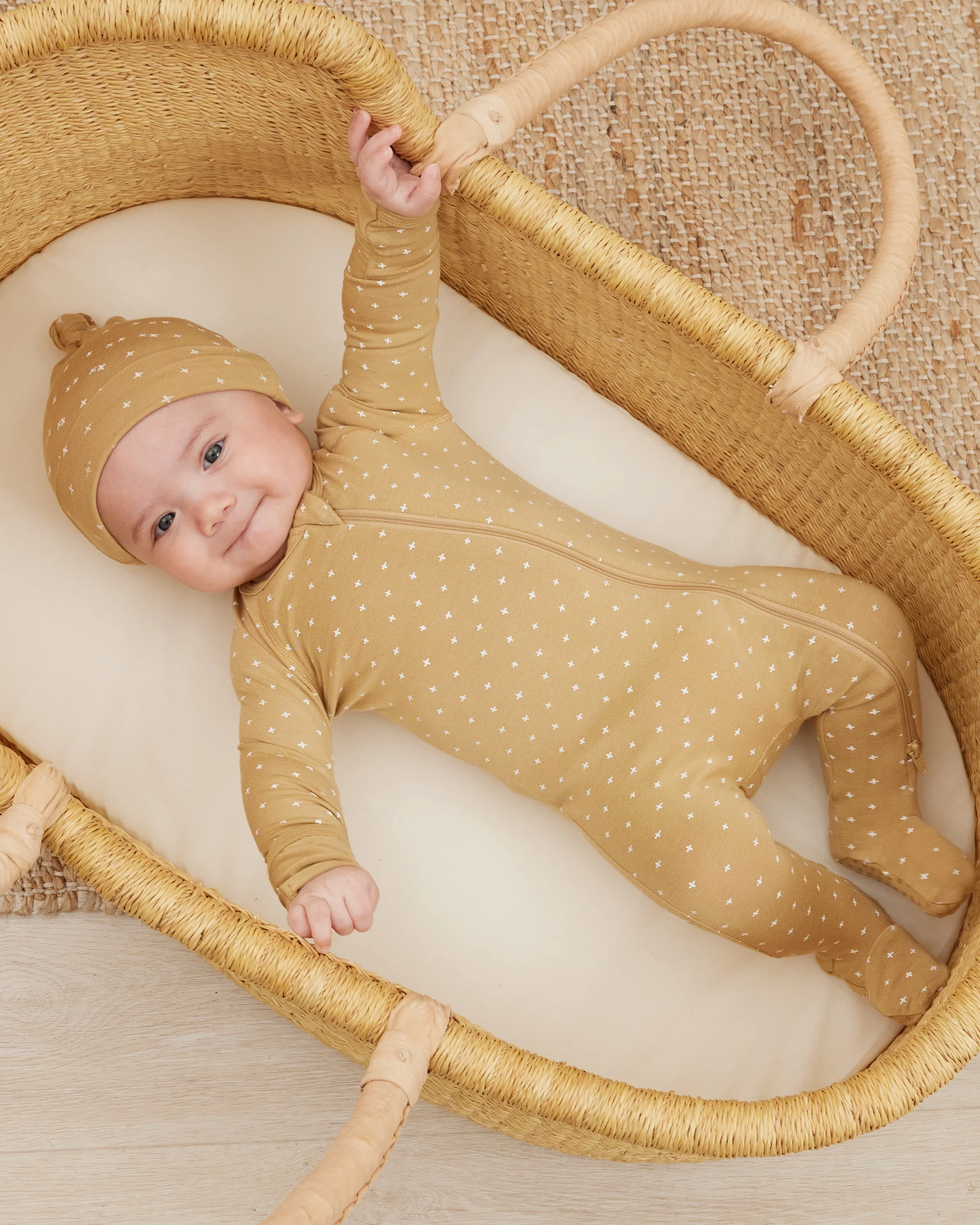 Quincy Mae Bamboo Knotted Baby Hat - Plus - Image 2