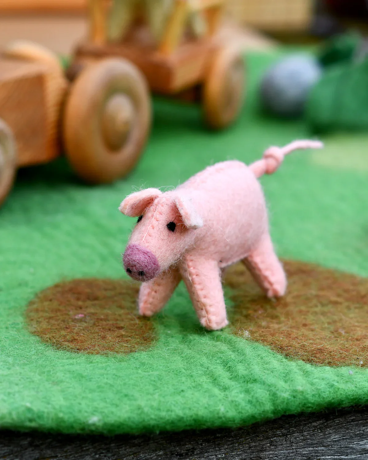 Felt Pig Farm Animal Toy - Image 4