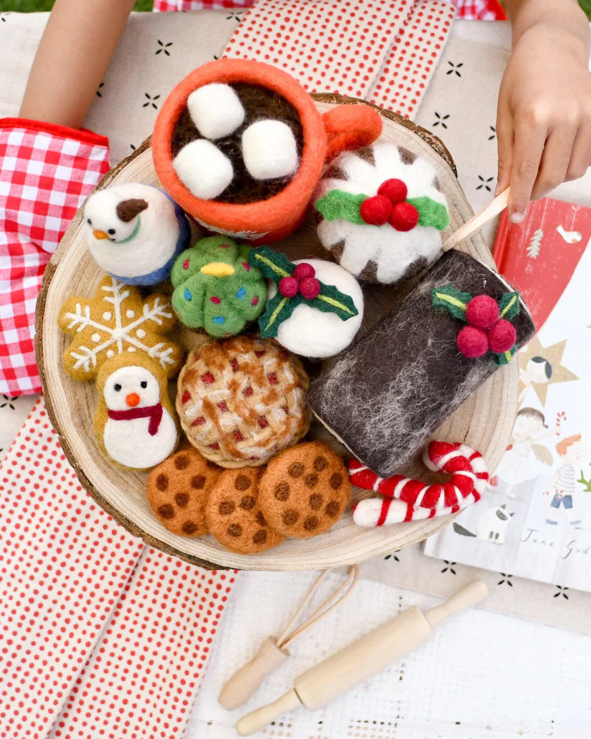 Grazing Box of Christmas Felt Play Food - Set B - Image 3