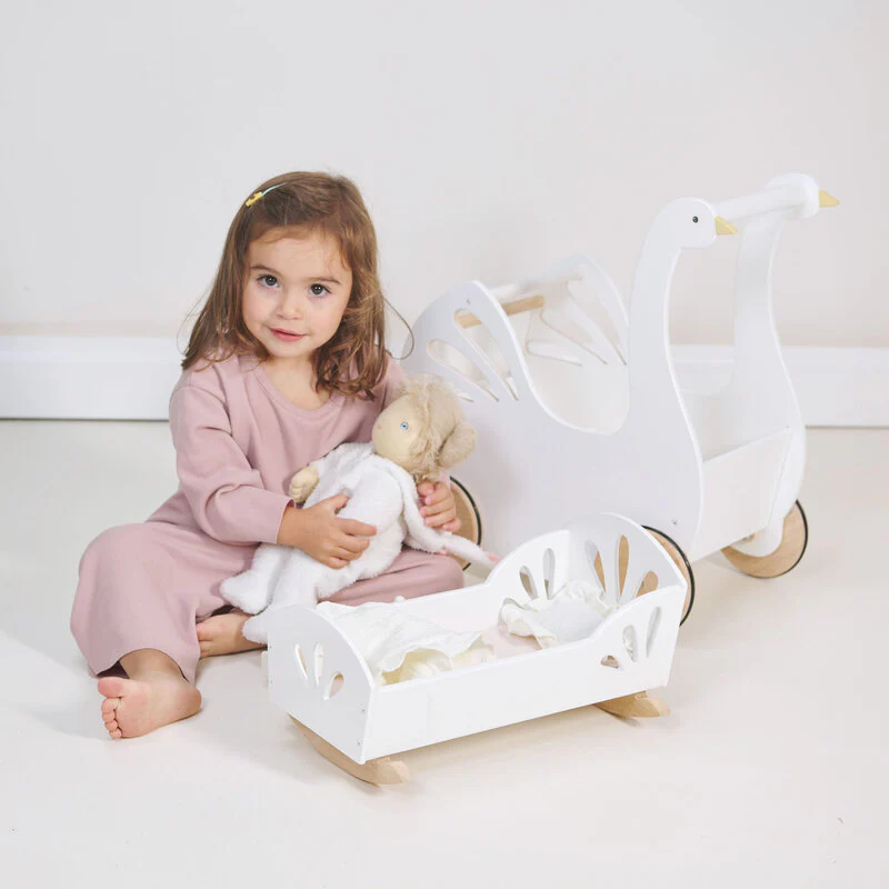 Sweet Swan Dolly Bed - Image 5