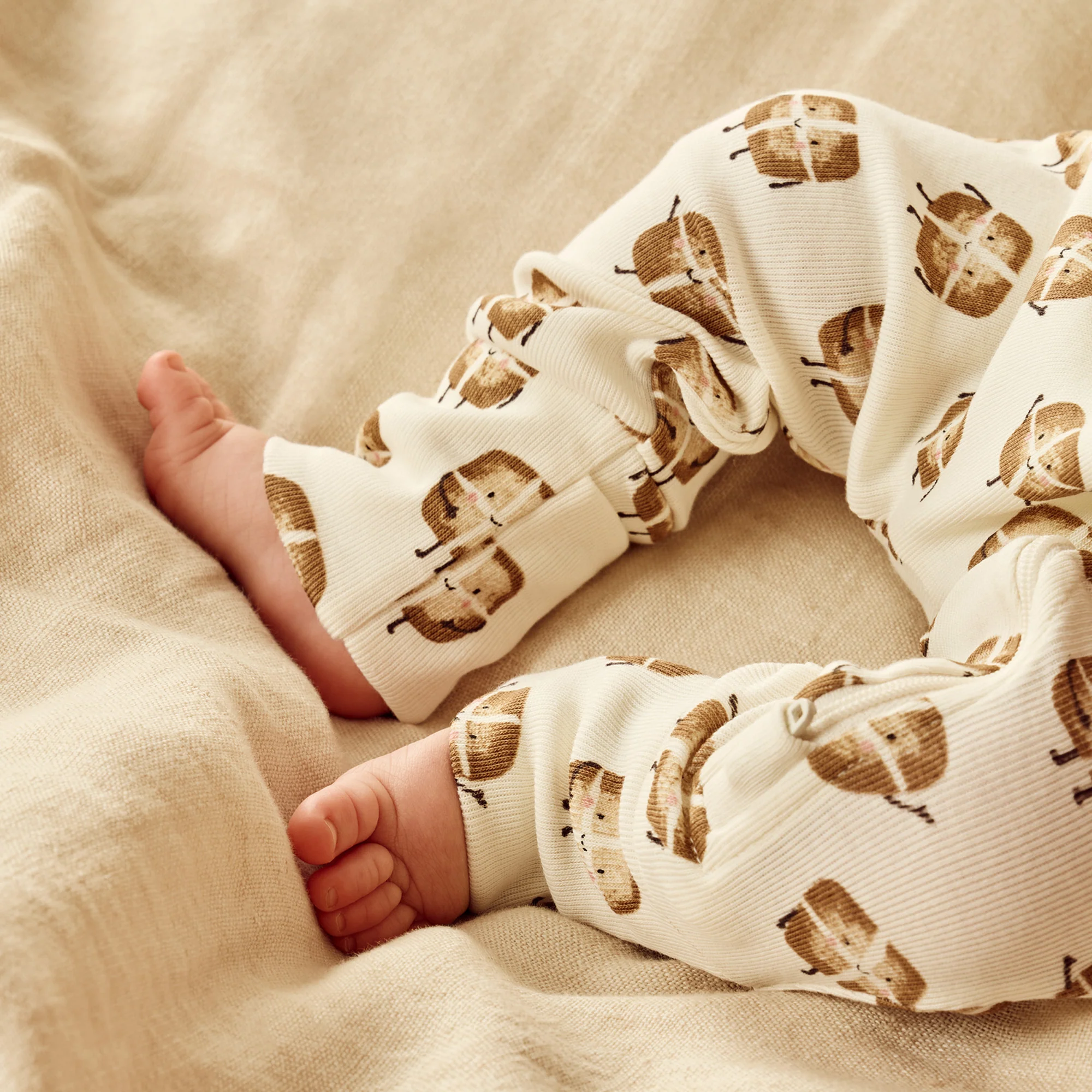 Hot Cross Buns Organic Zipsuit With Feet - Image 3