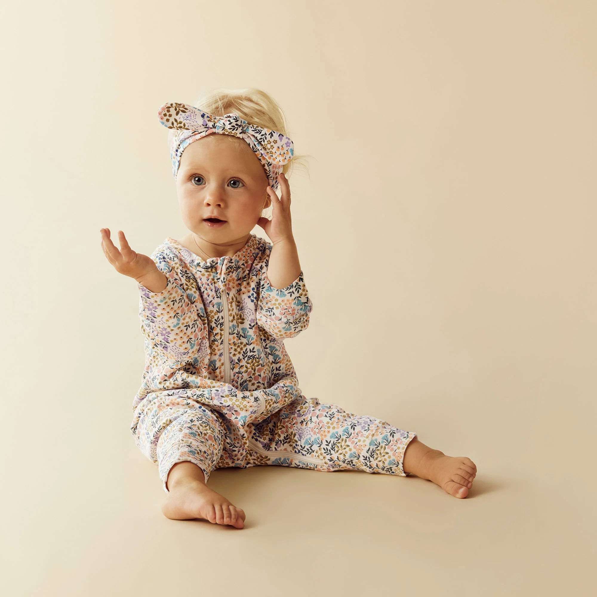 Wilson & Frenchy - Tiny Bloom Organic Zipsuit with Feet - Image 2
